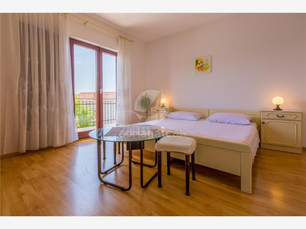Apartments Dora Selce Esterno foto