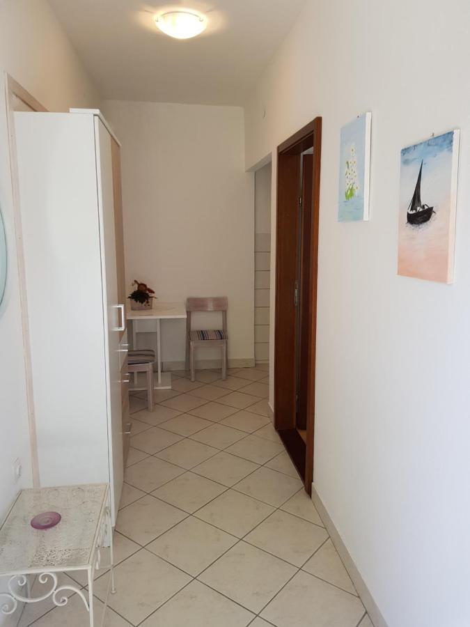 Apartments Dora Selce Esterno foto